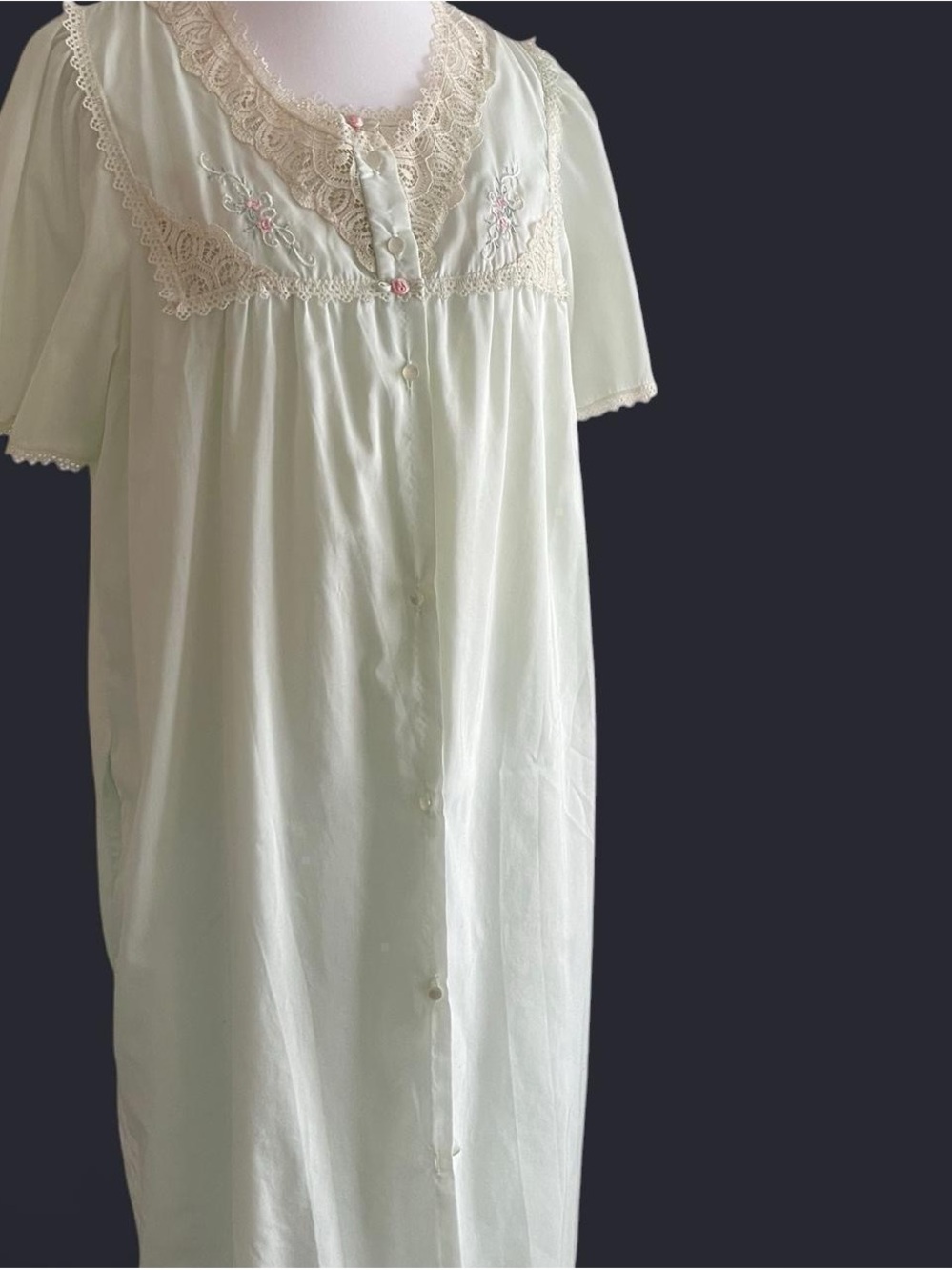 Classic Lace-Trim Button-Front Robe and slip dress/ nightgown set in Pale Mint